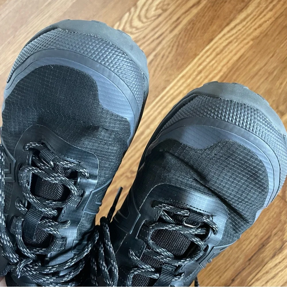 Xero Men's Scrambler Low WP Trail Shoes size 7.5